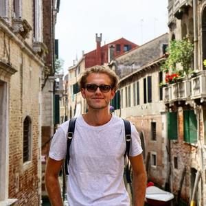 Meet your Posher, Drew